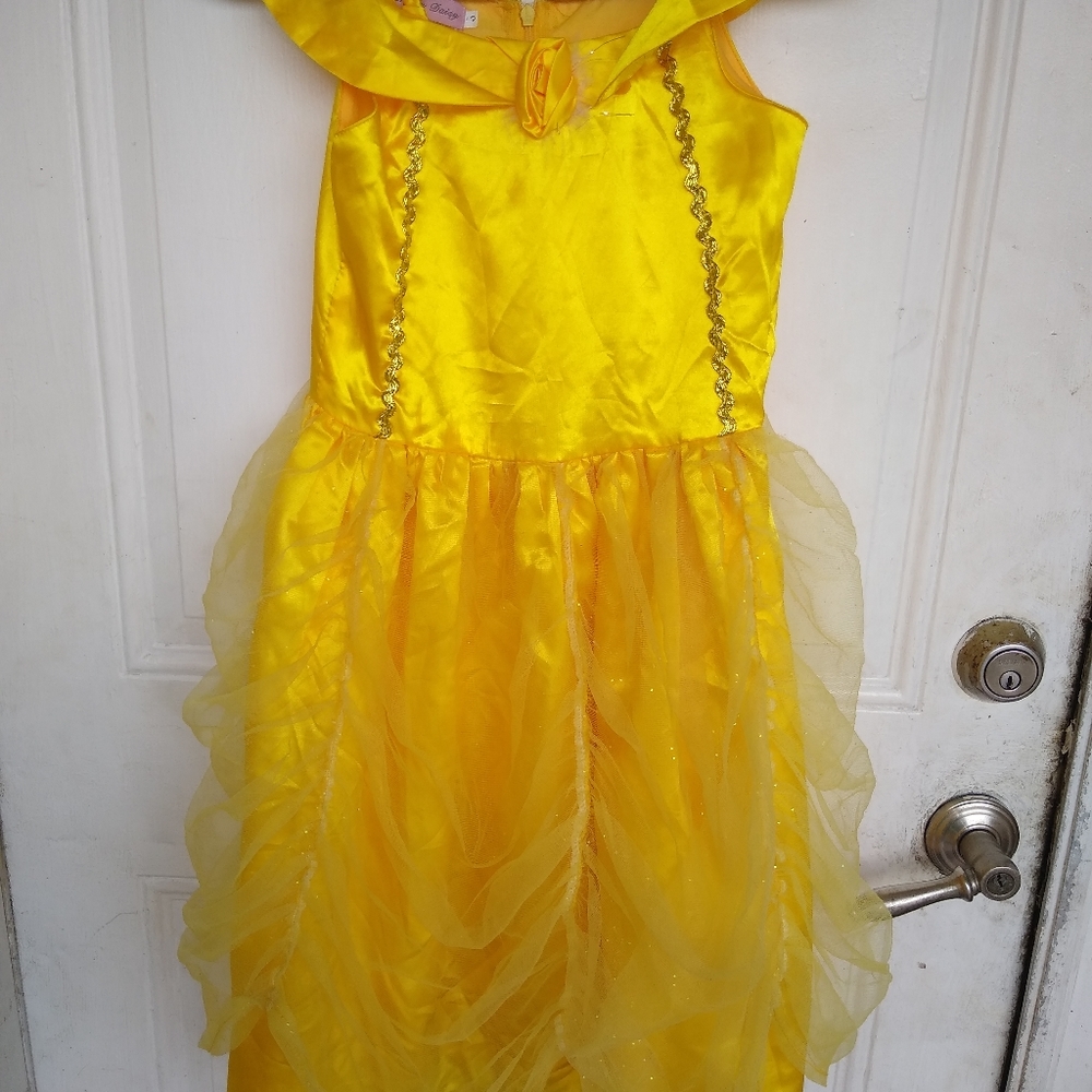 Costume dress